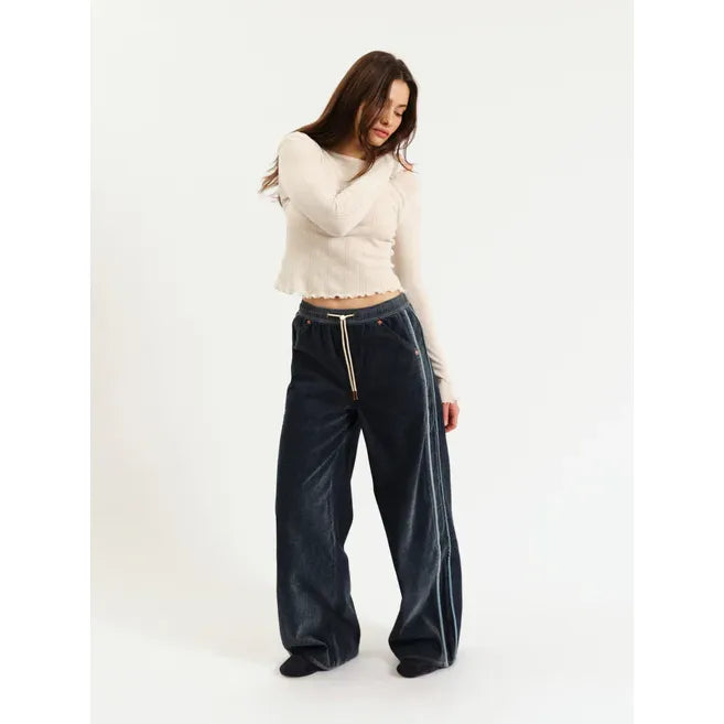 The Cozy Jean Wide Leg Pull On | Sky Whisper