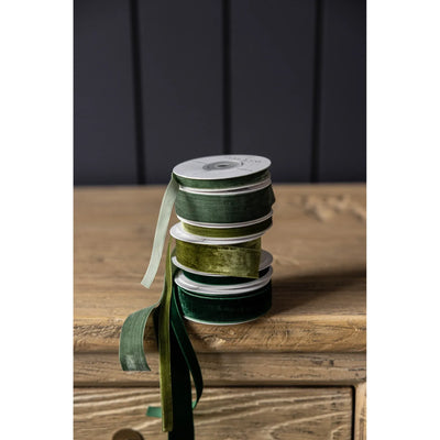 Holiday Velvet Ribbon | Forest Green Medium