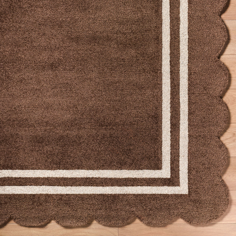 Scalloped Rug 2300 | Dark Brown / Beige