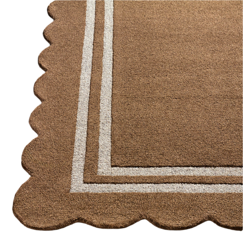 Scalloped Rug 2301 | Caramel / Tan