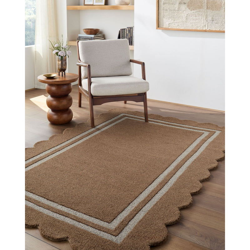 Scalloped Rug 2301 | Caramel / Tan