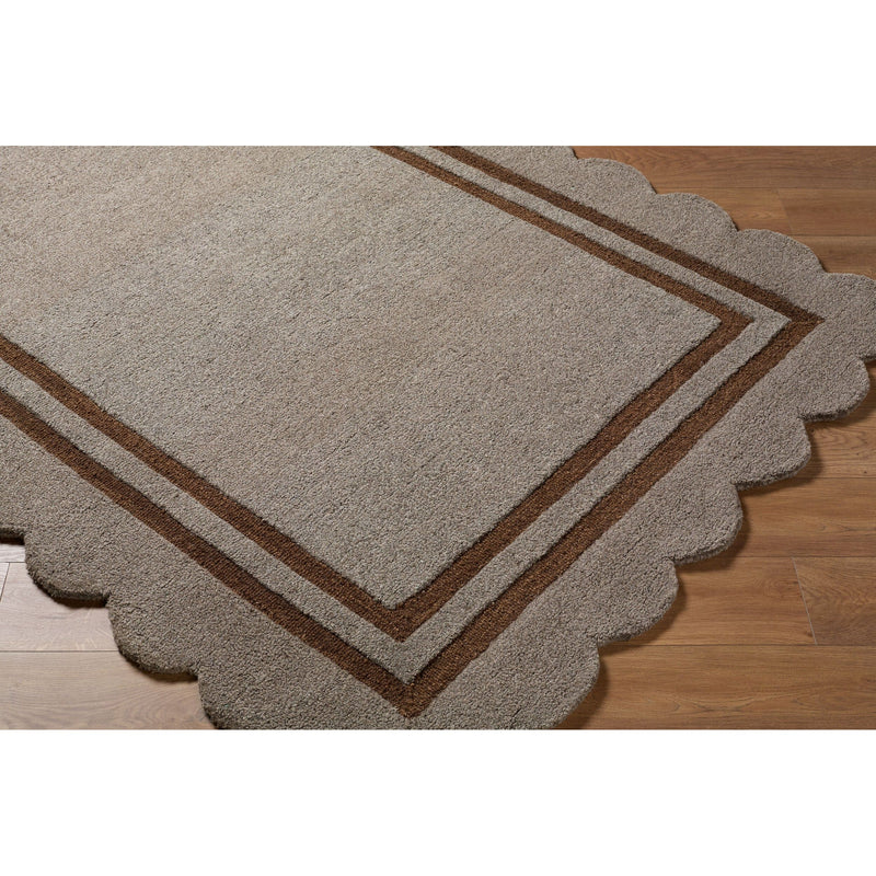 Scalloped Rug 2303 | Tan / Caramel