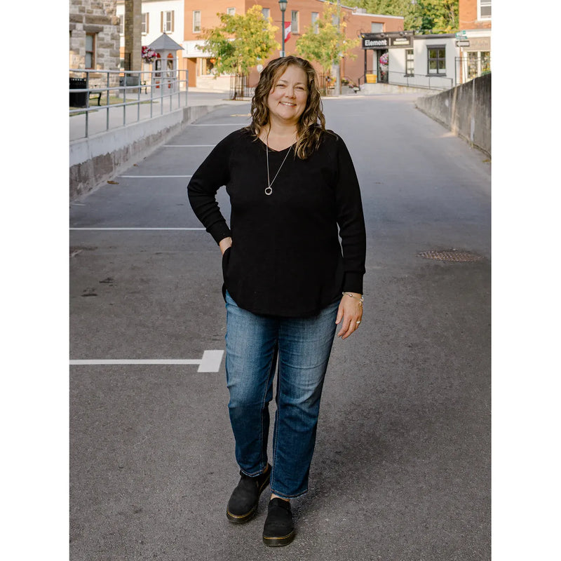 Willow Waffle Sweater | Black