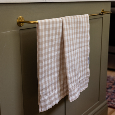 Ruffle Kitchen Dish Towel | Beige Gingham