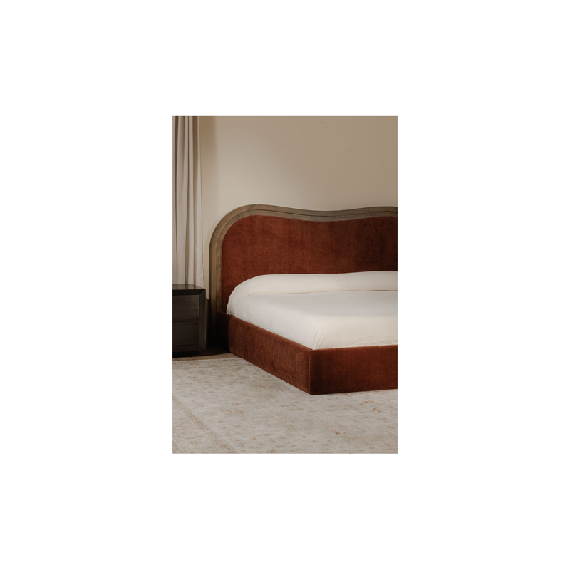 Camilla Bed | Chestnut